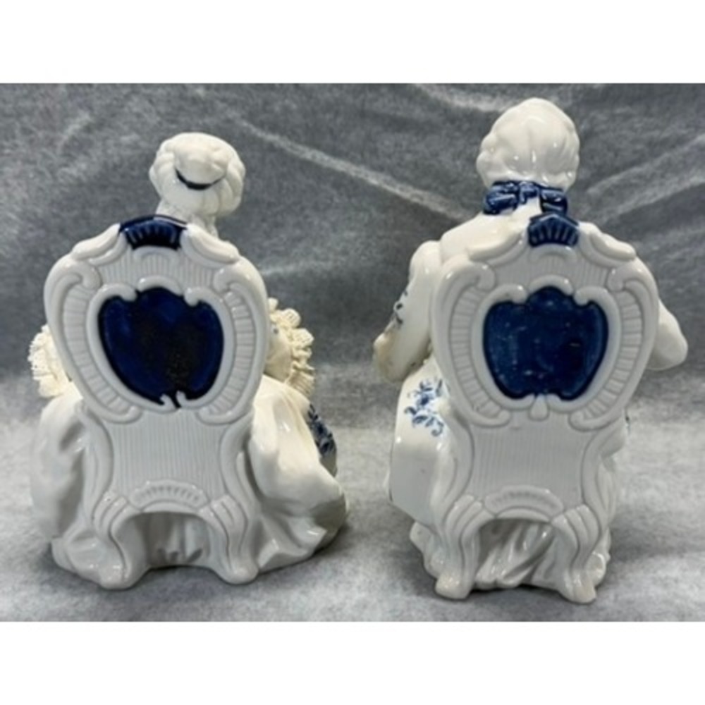 Vintage Blue and White Porcelain Victorian Couple Figurines Gold Gilt Set of 2 - Picture 5 of 16